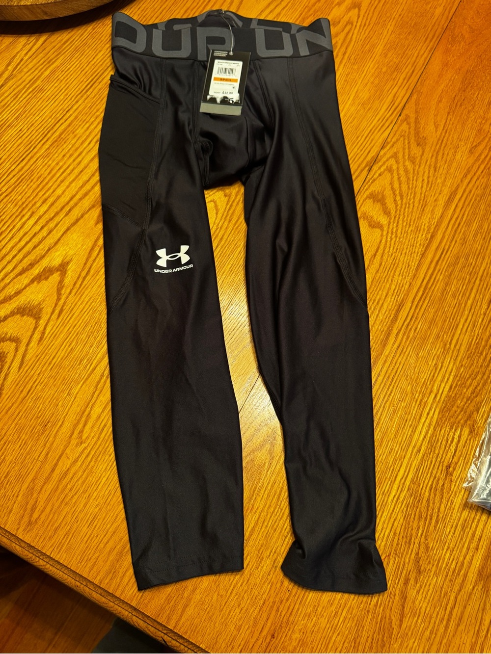 Under Armour Men's HeatGear Black 3/4 Compression Leggings Small NWT